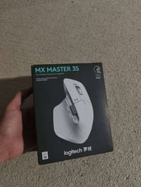 ماوس MX Master 3S • أبيض كبس • أسود مفتوح