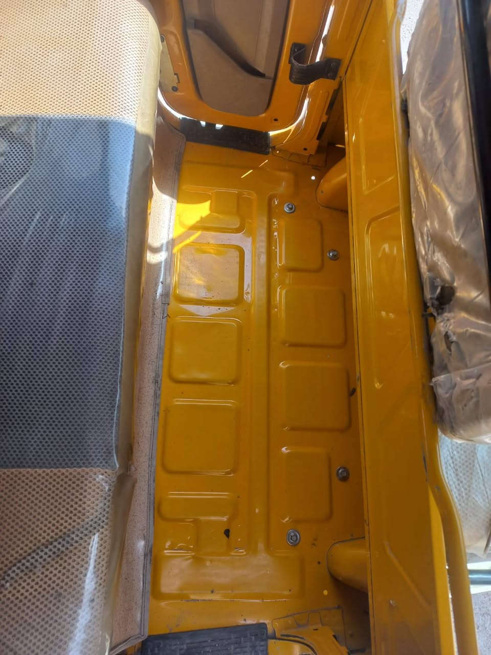 سلام عليكم تكتك موديل 21 شهر 8 الرقم انكليزي سنويه تحويل ثاني يوم  التكتك خير من الله مكاني سبع البور  السعر 7ونص وبيها مجال وبلخدمه هاذه رقمي ***********
