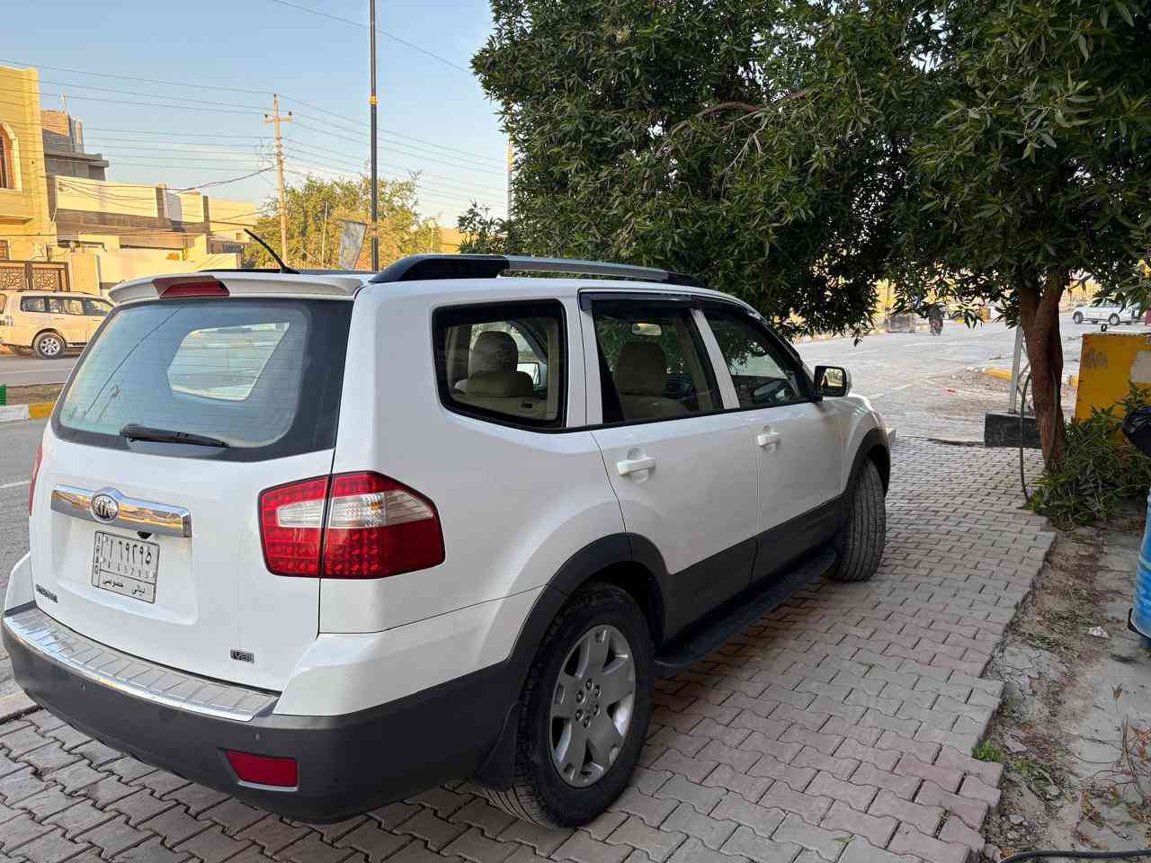 مهافي 2015  خليجي الشركة الدوليه العراقيه مكفوله كفاله عامه  شرط من شخط.  ماشيه ١٠٨ الف  رقم ديالى محرك 8  سلندر كير ومحرك ع وضع الشركة سلايت روف مري شفط + اشاير مري لايت زنون شاشه بلادي  السعر ١٩٠ بي مجال بسيط 
***********
