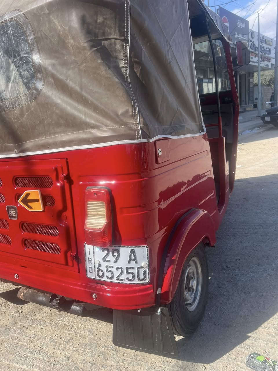 البيع موديل 18 رقم بسمي تحويل ثاني يوم معمره جديد تكتك كامله سعرها 5و 700 وبيها مجال
***********
