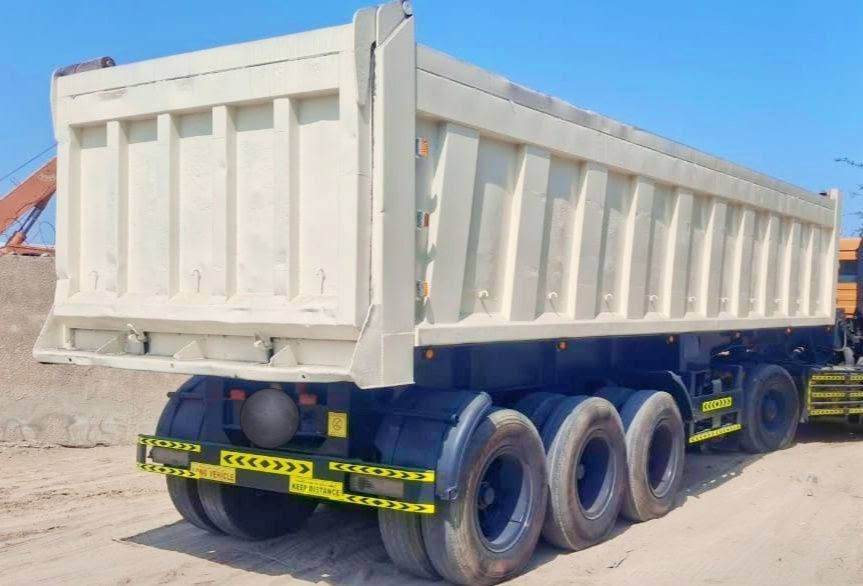 Contact 00 971 55 355 3606
Whtsapp   056 437 3440 
For Sell  Only Box‼
3 Axall triper Mamout Box ‼
Modell   2010
New pent And All Mentinens is Clear ‼
Loction Dubai Ras Alkhor ‼


**إذا كنت صاحب هذا الإعلان وتريد حذفه لأي سبب، رجاءا أرسل رسالة إلى الدعم الفني**