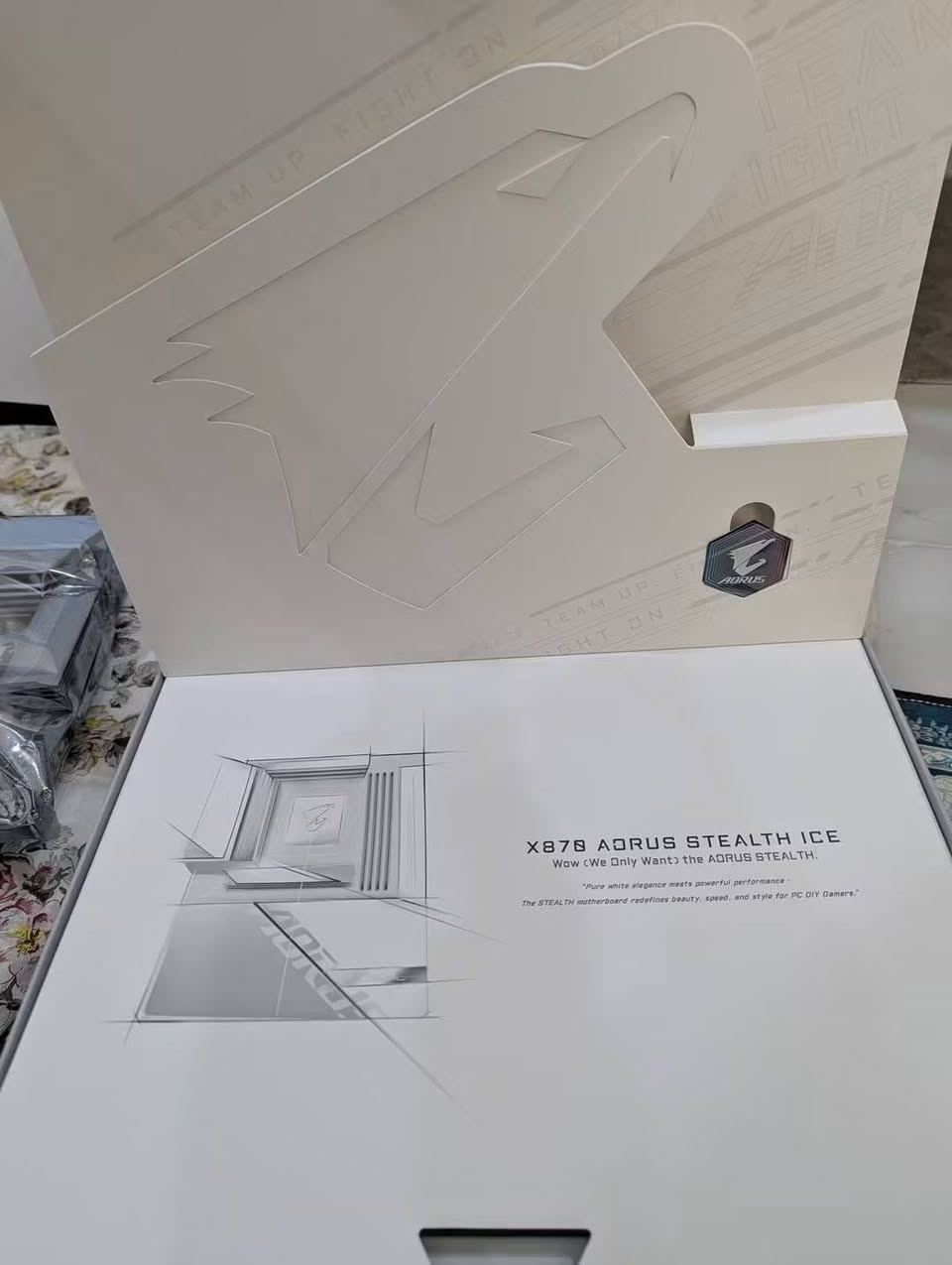 السلام عليكم 
ماذر بورد للبيع 
x870aorus stilth ice 
السعر 450


**إذا كنت صاحب هذا الإعلان وتريد حذفه لأي سبب، رجاءا أرسل رسالة إلى الدعم الفني**