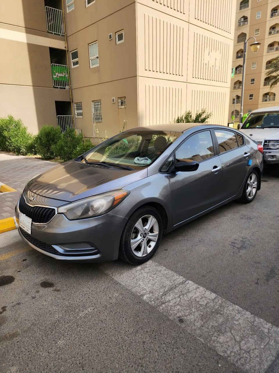 كيا سيراتو خليجي 2016 رقم بغداد مشروع وطني
محرك 1600 دوش
ماشية 190 قابل للزيادة
تحكم ستيرن
شاشة جبيرة
صبغ صفحتين والصندوگ بيه بارد
السياره جاهزة متصرف عليها دينار
مكان السيارة  بسماية 
للبيع او المراوس بموديل احدث
سعرها 100 قفل
للاتصال *********** 
والرقم عليه واتساب
