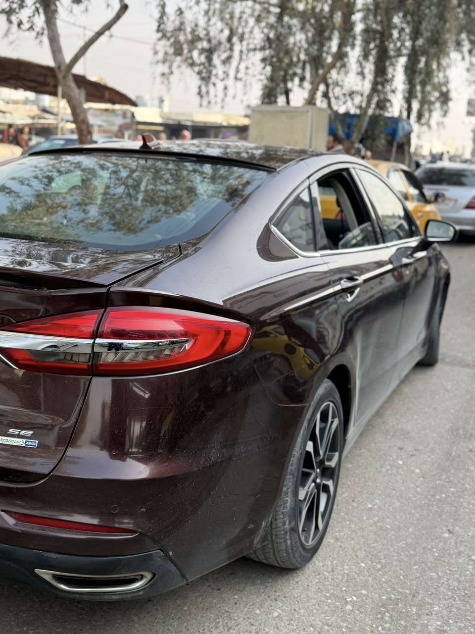 السلام عليكم 
فورد فيوجن 2019 للبيع

مواصفات السياره SE 
1- محرك 2000 تيربو
۲ - بصمه تشغيل  شركه وكود ع الباب
3-كامره دواره  حسسات خلفية 
4-تبريد امامي وخلفي
- حساسات خلفيه +رادارات
ه - كشنات السائق والنفر كهربائي
٦ - كير ماوس 
٧-لد امامي 
٨-فول تحكم استيرن
۹ - شاشه اصلي
١٠ -اقتصادي عادي  سبورت شفتات سبورت
۱۱ - شاشه صغيره بالدشبول للترحيب ولاعطاء العطلات
12- نضام مانع انزلاق
السعر 115 وبيها مجال

بيها 2 قطع صبغ جاملغ وبونيد بدون دواخل
(***********)(***********)
