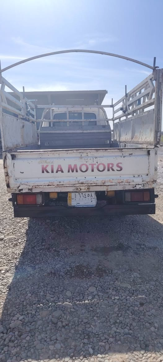 السلام عليكم كيا بنكو للبيع موديل 96 محرك كير شرط كهربائيات كلها شغاله مكلف بل نشر اتصل *********** السياره جاهزه وشرط التحويل
