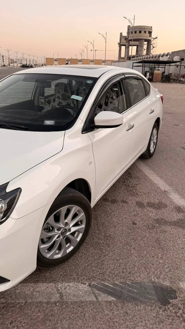� للبيع | نيسان سلفي 2025 فل مواصفات 🚗
✅ اللون: أبيض لؤلؤي
✅ الممشى: 22 ألف كم فقط
✅ مكفولة وبحالة الوكالة
✅ فل مواصفات، استعمال نظيف جدًا ولا تحتاج أي مصروف.

💰 السعر: 13,300 دولار
📌 السعر قابل للتفاوض بالمعقول للمشتري الجاد.

إذا تدور على سيارة اقتصادية، مريحة، ونظيفة وتستحق سعرها الاستفسار اتصل ***********
