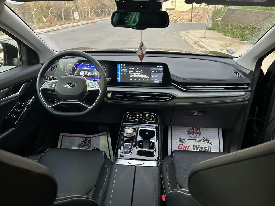 المتانة الألمانية و التقنية الصينية 
جاك JS6  
مواصفات بلاتينيوم
يعني اي مواصفة تريدها موجودة هنا 
عزل أقوى 
ثلاجة 
و كل ما تحتاج لراحتك 
مكان السيارة اربيل


**إذا كنت صاحب هذا الإعلان وتريد حذفه لأي سبب، رجاءا أرسل رسالة إلى الدعم الفني**