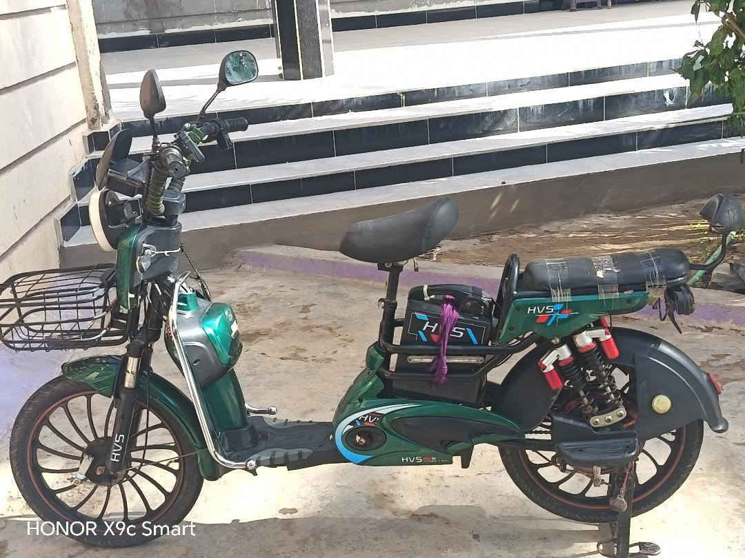 السلام عليكم دراجه شحن للبيع موديل 25بطاريات5سرعه99
كامل كله شغال 
مكاني ديالى بعقويه الحديد 
السعر خاص🫰


**إذا كنت صاحب هذا الإعلان وتريد حذفه لأي سبب، رجاءا أرسل رسالة إلى الدعم الفني**