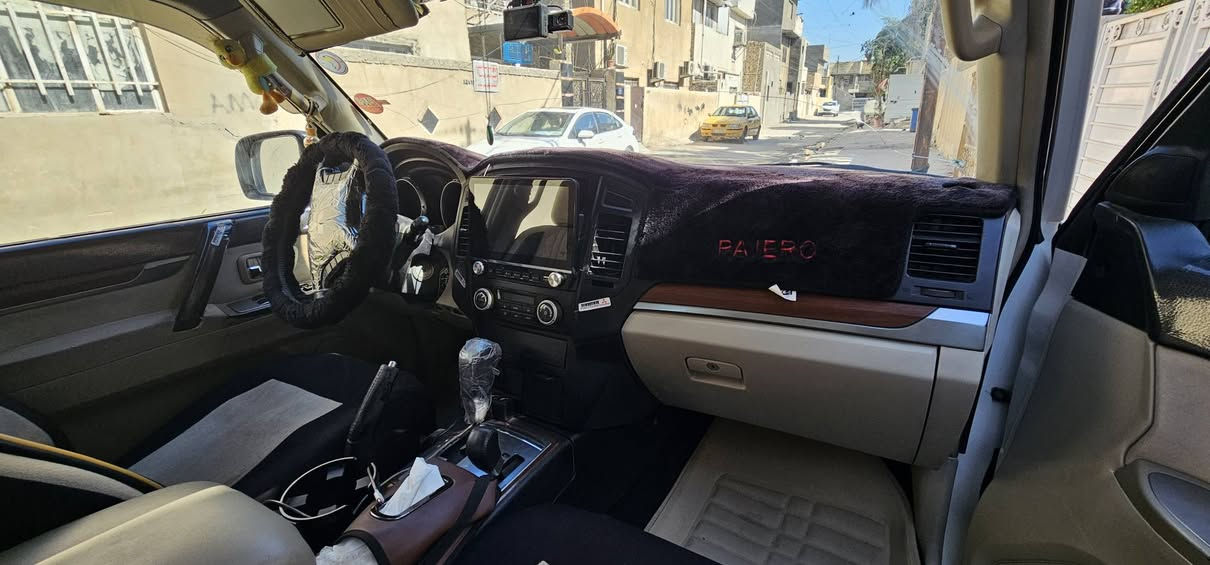 باجيرو ٢٠٠٧  الشكل الاحدث بلادي 
رقم بغداد دولي بأسمي
نظيفة جدآ استخدام شخصي 
محرك٣٠٠٠
شاشة كاميرا دوارة 
تبريد ٣ قطع خير من الله 
مروحة كهربائية 
اشاير مري
مري شفط 
٥ ويل كمب 
تخم تاير جديد نظافتة ٩٠% 
الهزة تنتهي شهر ال٦ ...٢٠٢٦
حادثه موضح بلسونار  سيارة جاهزة مال جناي 
السعر ١١٧ وبي مجال للشراي وبلخدمة


**إذا كنت صاحب هذا الإعلان وتريد حذفه لأي سبب، رجاءا أرسل رسالة إلى الدعم الفني**