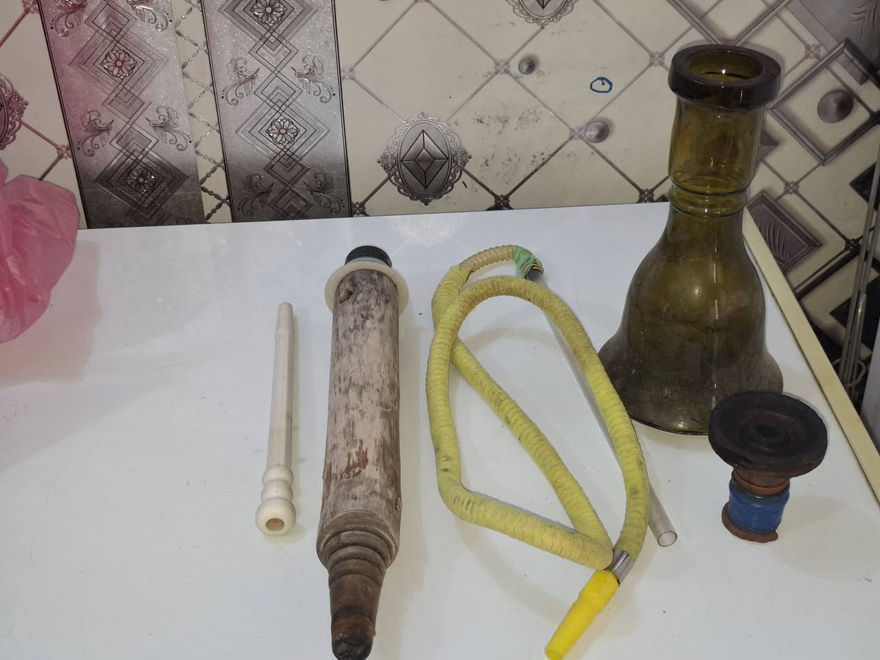 سلام عليكم يتوفر مبردة بلاستك شغالة نظيفه وهواء قوي حجم كبير السعر المطلوب ٧٥ الف ... يتوفر مبردة حديدة تفيد اهل المحلات سعر ٣٥ الف مع تانكي حديد .... يتوفر ميز طعام بلاستك نظيف مع ثلاث كراسي بلاستك بسعر ٢٨ الف .... يتوفر ناركيلة عدد ٢ بسعر ٢٠ الف يتوفر ايباد مع كفر ضد الكسر ب١٥ الف فقط عاطل ... المكان بابل بكرلي قرب الملعب الرياضي تواصل والاستفسار ***********
