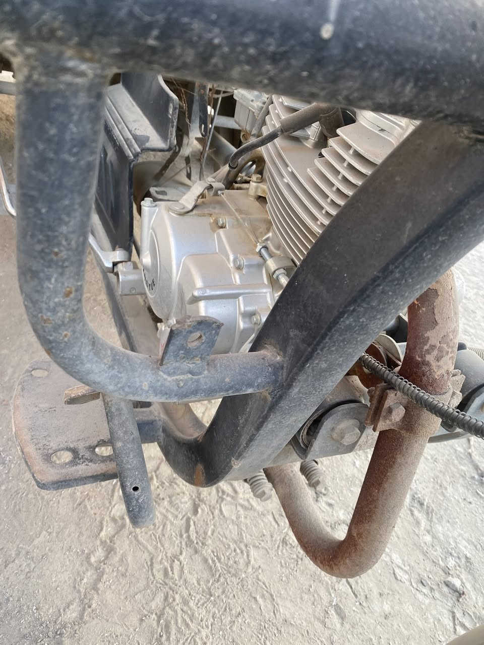 ستوتة لبيع أوراق كاملة موديل 2018 السعر 1250وبيهة مجال رقم *********** مكانهة بعقوبة
