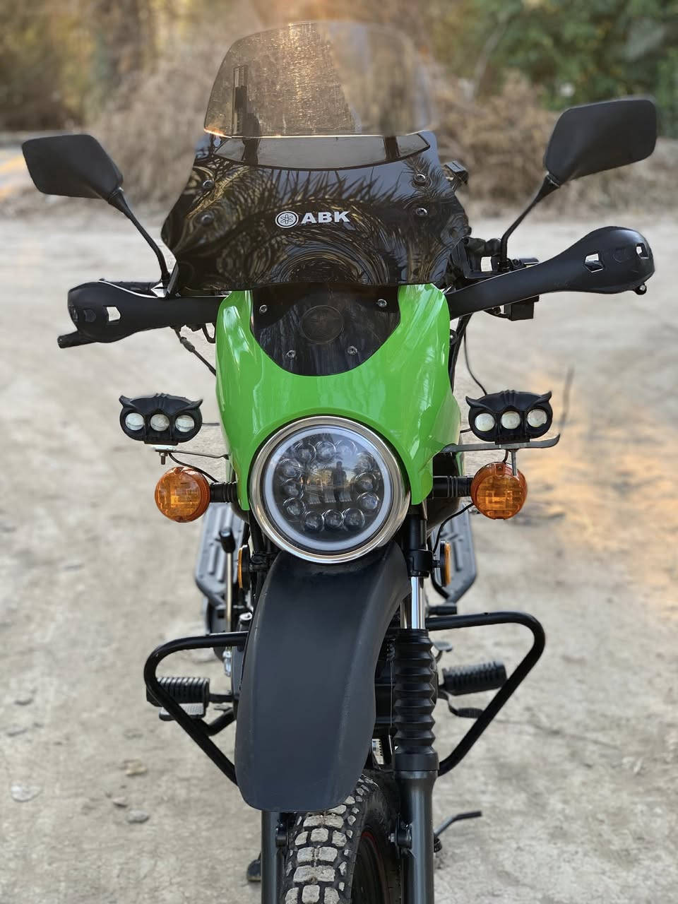 دايوان نفخ (جبلي) محرك 200cc 🦅

الموديل 2025 دشبول الكتروني 📟

دبل إشارة بلادي 🔺
 🕴️

رقم أربيل 🇳🇪 انگليزي مميز (لوحتين)

السنوية بأسم شركة 

الدراجة صارلها ٤اشهر. مشتغله دلفري شهرين ونص 
دهن امزويل درجه اوله .

للأستفسار الإتصال ع الرقم 
*********** 
او على الخاص 
 
السعر :2250 وبيها مجال بسيط

ملاحظة:الدراجة عندي بيها وكالة وسنوية بأسم الشركة يعني إذا تريد تشتري مني گبل تتحول السنوية بأسمك
