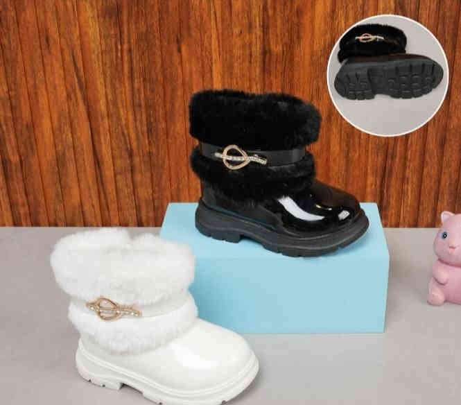 السلام عليكم بضاعه جديده اليوم وصلت نواعيه شتاىيه
العنوان محل الاميرات. قرب مجمع الكوثر 
متوفر توصيل دخل النصر 
رقم الهاتف. ***********
