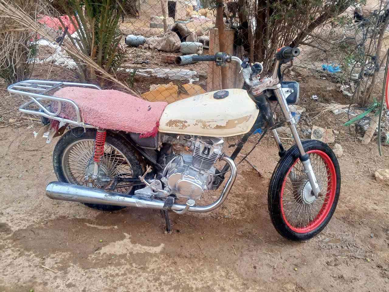 دراجة للبيع 2020اوراق سعر 350قفل


**إذا كنت صاحب هذا الإعلان وتريد حذفه لأي سبب، رجاءا أرسل رسالة إلى الدعم الفني**