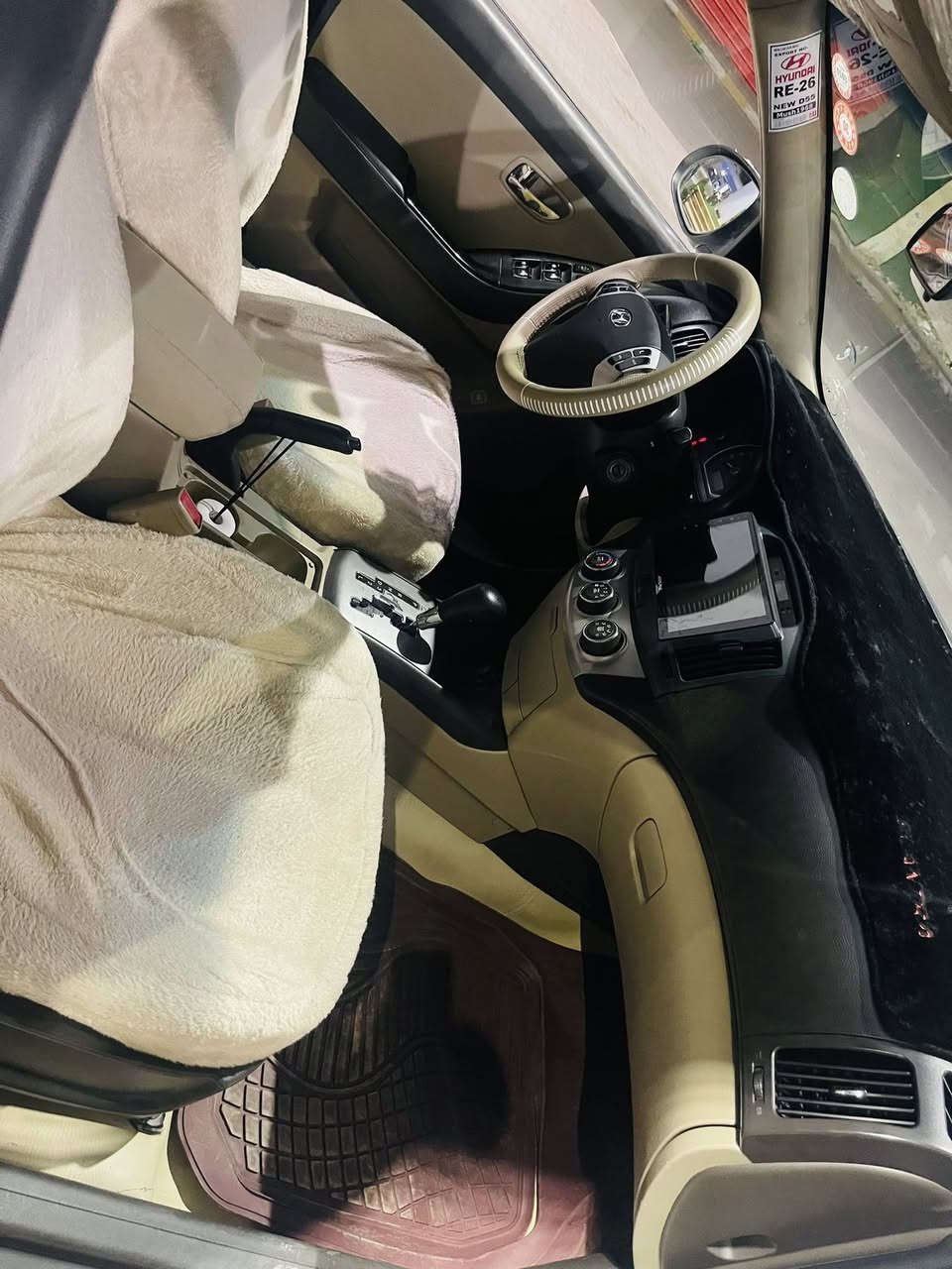 سلام عليكم النترا 2011 خليجي المقدس سياره بيهة جاملغ امامي بدون دواخل سياره شرط كير محرك سياره نضيفه تحويل ثاني رقم شمالي شي سياره بوضع شركة سعر 132 وبيهة مجال رقم اتصل ***********
