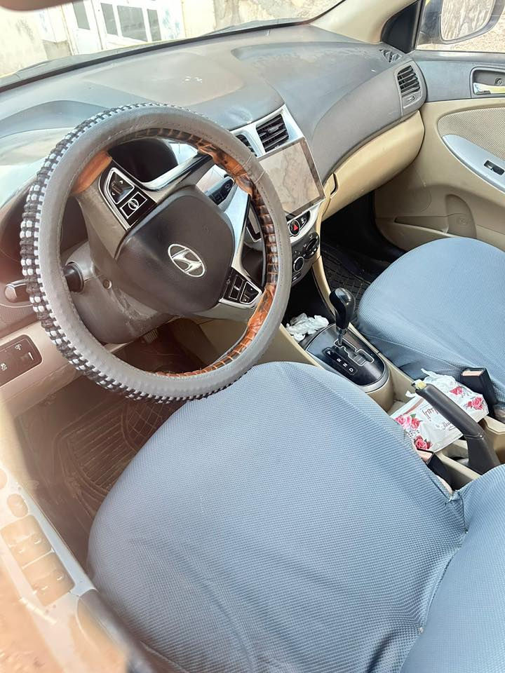 هونداي اكسنت للبيع

مديل 2013 خليجي 
🔹مكينة دوش قطرتين المرغوب 
🔹حدادية جيدة جداً 
🟡مصبوغه اصفر بدون تبديل قطع 🟡
♦️♦️السعر 69 جوة السوق مع المجال ♦️♦️
مكلف بالنشر الاتصال 
مكان السيارة النجف الأشرف 

‭+964 782 648 8133‬
***********
