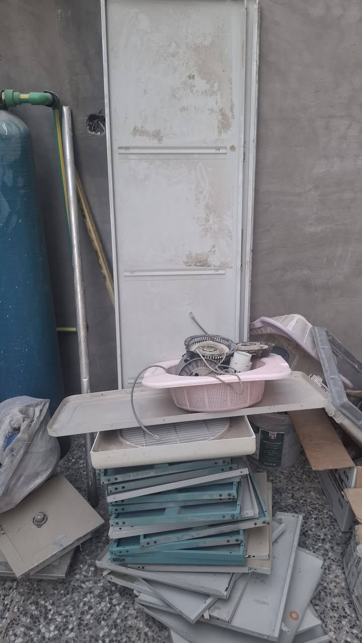 رللبيع مبرده نظيفه ٢٥  مكيف توسوت ٢طن ١٧٥ شغال نظيف جدا  كوسره بوليش درجات ٤٥  كوسره صغيره ٢٠ لوح خشب ٤متر في ١متر ٢٥ نظيف جدا  ماطور ماء ويرهم ماطور غسل اصلي باله على الفحص ٦٠  دريل احمر شد فقط ١٥ دريل همريشتغل بس  ١٠ لوكر  مفتوح مع ملحقاته  ٢٥ الف  طباخ شغال ١٥ الف ٣عيون


**إذا كنت صاحب هذا الإعلان وتريد حذفه لأي سبب، رجاءا أرسل رسالة إلى الدعم الفني**