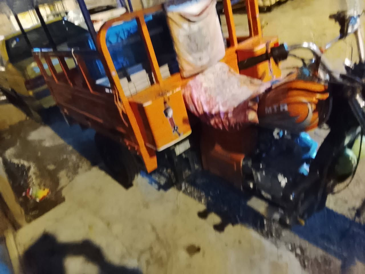 ستوتة سوبر متيار موديل 2020 تعمير خمسة وعشرين وراق السعر مليون وسبعمية وخمسين وبية مجال العنوان البصرة الحياني شارع التميم رقمي ***********
