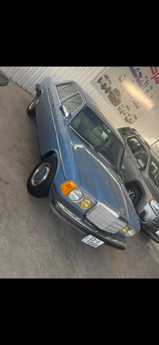 السلام عليكم
مرسيدس انتيكه وجديده جدا للبيع 
موديل 1983 محرك 4 سلندر 
رقم شمالي 
ماشيه 173 km
سياره گاز 
جديده جدا بدون تعمير بعده بحاله الوكاله 
مصبوغ فقط باامريكا
جاهزه من كلشي  
مواصفات السياره فتحه سقف داخل جلد عسلي 
السعر 130 وبيه مجال للشراي 
للاستفسار اتصل 
***********
