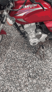 سلام عليكم دراجة للبيع سعر 650 اوراق وصولي للستفسار ***********
