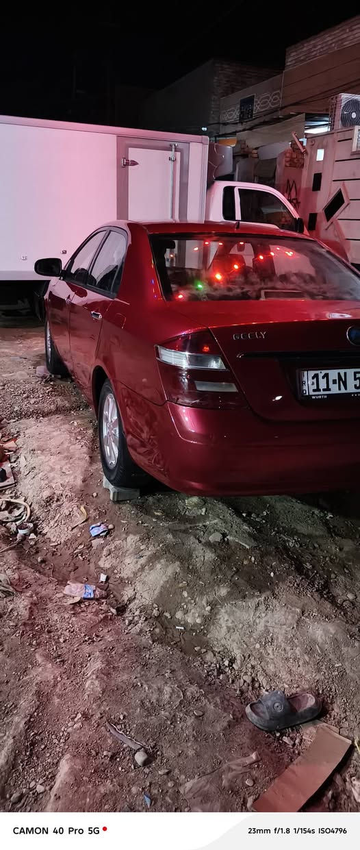 جيلي موبل مديل ١٢ بسمي السياره مكفوله كفاله عامه فقط صبغ جماليه أثر جراد وموثقه عندي قبل الصبغ مكانه بغداد أي استفسار عالرقم ***********

