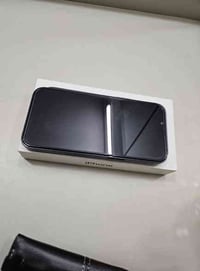 ايفون 13  عادي ذاكرة 128 بطارية ٧٩ جهاز ممفتوح ويا كارتونة مالتة مكاني...