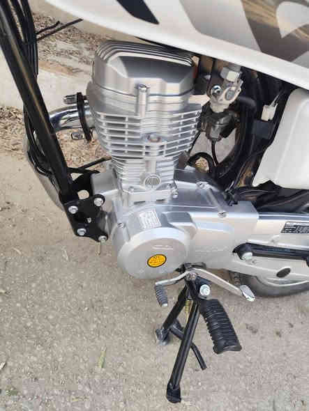 دراجه وكيليه طالعه بشهر العاشر 10/8. بعدها جديده نوع الدراجه ارشا.
سعر 1100 وبيها مجال قليل. ***********
