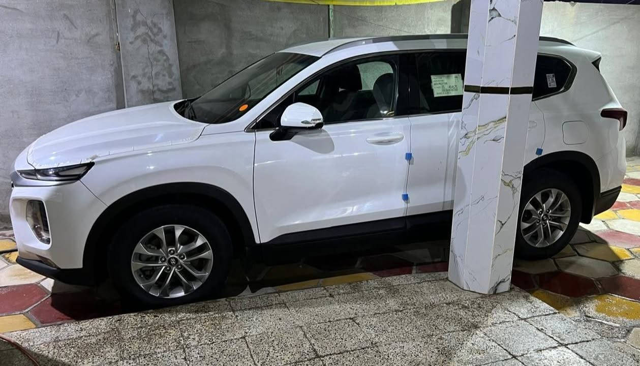 السلام عليكم
هونداي سنتافي 20 مكفول من الصبغ والبارد والتبديل محرك 6سلندر 7راكب 3قطع تبريد حساس خلفي رادار امامي جانبي خلفي كامرة خلفية دواره سايد بريك بصمة توقف ذاتي تحديد مسار قيادة ذاتية تخم تاير جديد نكسن ماشية 44 رقم بغداد باسمي سنوية مجددة الى 2029 

ملاحظة: السيارة مواصفات خليجي وارد استرالي 
السعر: 185
العنوان: ذي قار سوق الشيوخ كرمة بني سعيد
الهاتف: ***********
