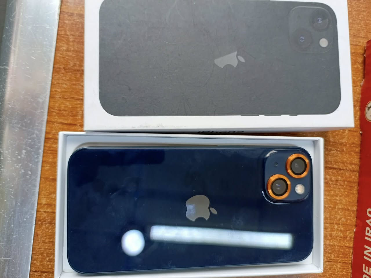 السلام عليكم
ايفون ١٣ للبيع 
ذاكره ١٢٨
نضافه عاليه جداً  اخو الجديد
بطاريه ١٠٠ مستبدل اصلي
ويا لاصق وكفر وكارتون 
السعر ٣٦٥ بي مجال بسيط
مكاني بغداد مدينة الصدر 
***********
