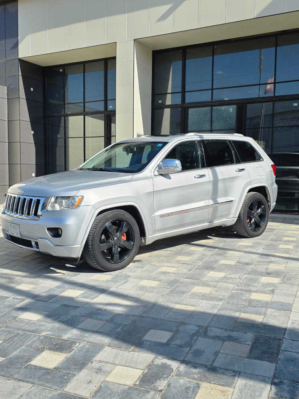 لسلام عليكم جيب ٢٠١٢ اوفرلاند اعلى مواصفات بلجيب 
رقم بغداد انكليزي باسمي  سنويه ٢٠٣٠ 
هزه ورقام وسنويه جديد
محرك ٨ سلندر ٥.٧ كفاله 
ماوس تحكم 
شاشه قلاب وشاشه بلسقف شغاله 
كشنات تبريد وتدفئه جلد الخلفيه تدفئه 
مري اوتو دم تصير مضلله من احد وراك عالك لايت علمود ماياثر عليك 
فتحه صقف سلايد روف 
ستيرن تدفئه +فول تحكم 
لايت داينمك يصعد وينزل حسب ارتفاع السياره +ضايفله عدسات زنون اوزم ضمان سنه 
سستم صوت سماعات هارلم كاردن 
دماد
جنطه كهرباء 
السياره جكات بس لاغي نظامه شادله دبلات عاديه علمود تنسه موضوع الجكات 
ماشيه ١٤٥ الف 
بستثناء الطوافه مال البانزين تخربط 
سعره ١٦٥ وبيه مجال بسيط
العنوان واسط قضاء الحي 
***********
*********** دهل اوران, واسط
