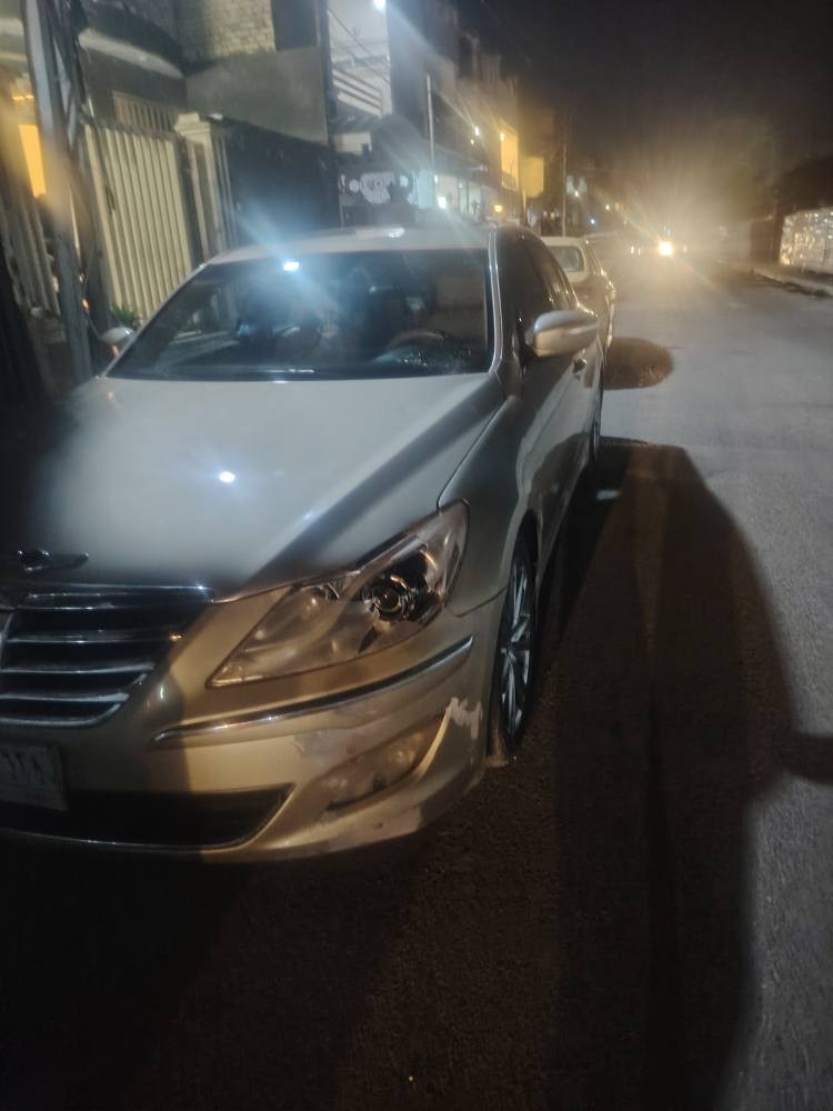 ‎السلام عليكم سياره جينيسيس للبيع موديل ١٢ سياره بيها حزام بيها ملاحظات الرقم ***********‎ بغداد, العراق
