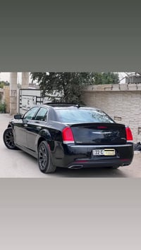 للبيع كرايسلر C300 اوباما   سنويه بسمي ثاني يوم   2017 أصل ماشيه 97miه...