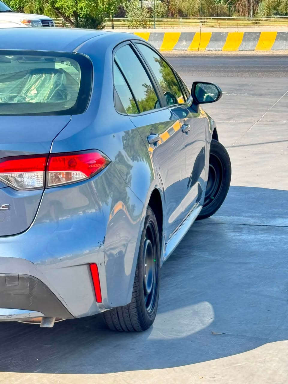 كورولا 20Le
مكينه 1800
كير مكينه بلاد كفاله
صبغ بنيد فقط +اقل الشبر بجامل الأمامي الأيسر
رقم بغداد بسمي هزه سنويه كله جديد
سياره بيها مواصفات تحكمات كأمره رادار 
حجر بلادي تخم تاير جديد بلسياره مابيها مصرف ابد
عارضها ب128 وبيها مجال شي بسيط
مكاني بغداد الاعظميه 
***********
