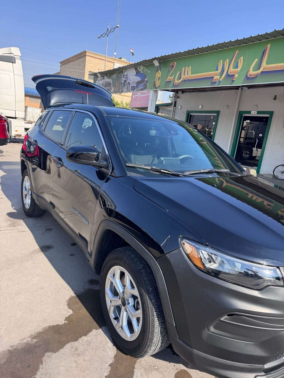 للبيع جيب كومباس 2025 4x4  نظيفه ضرار جمرلغ فقط تعديل بارد بدون صبغ ماشيه 5000 دخول شماليه بعده ممرقمه يترقم اربيل سليماني دهوك فقط  سعر 160 $ ومجال 
اتصال رقم *********** كركوك, العراق
