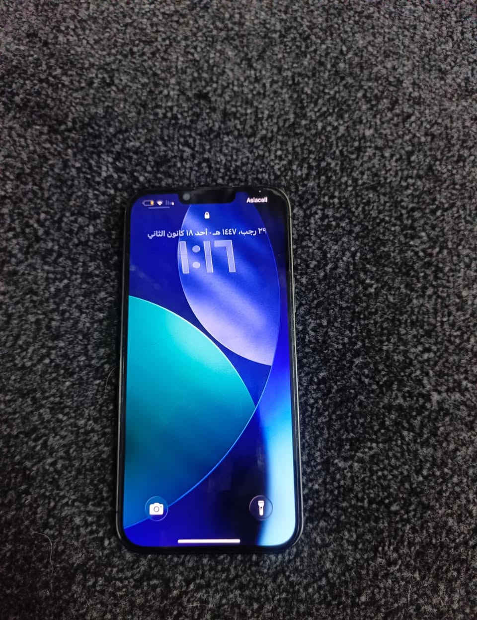 السلام عليكم ايفون 13بروماكس مبدل شاشه اصليه وكاميرا اصليه من شركه بطاريه 83 فيس ايدي شغال تلفون نضيف كلش ذاكره 512  لتواصل ***********وتساب .
