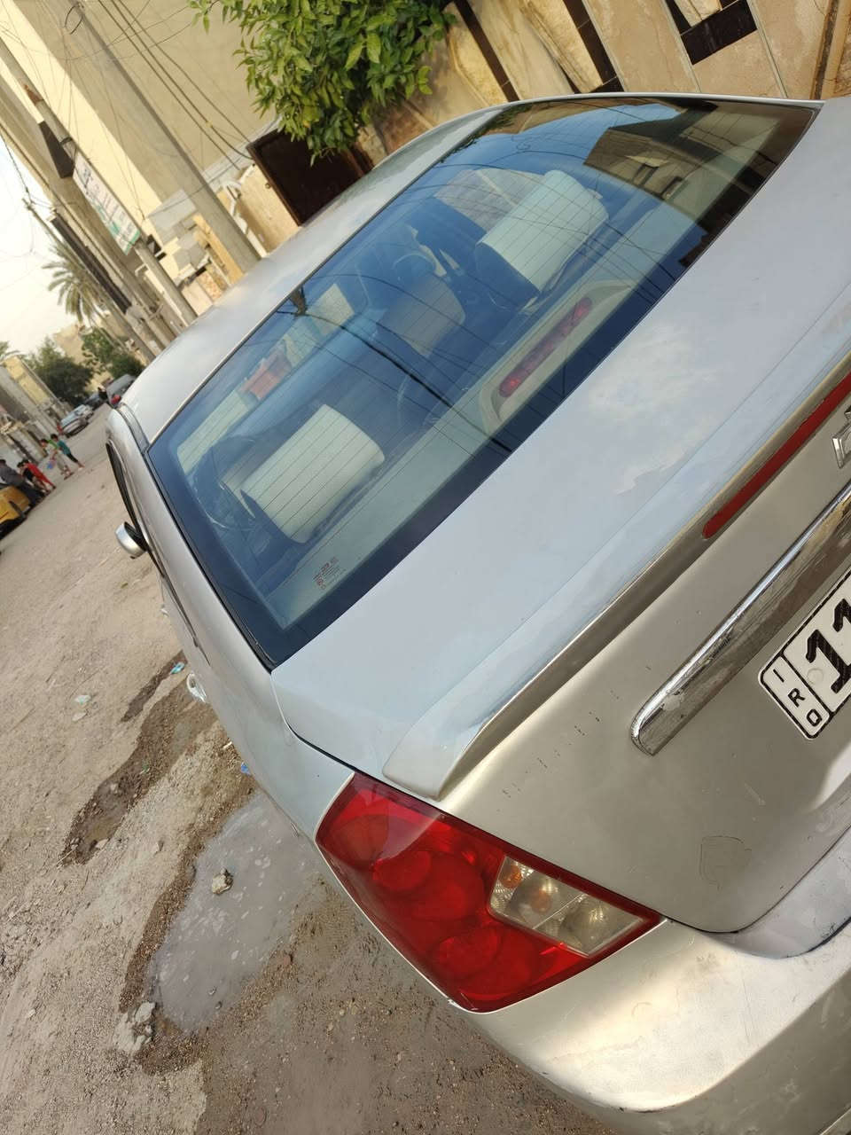 السلام عليكم سيارة اوبترا رصاصي 
محرك جديد كير اوتماتيك كامرة شاشة
دومشة جديدة 
من الاخر مال جناي
رقم بغداد 
موديل 2006
 السعر 55$
بغداد الدولعي
***********
