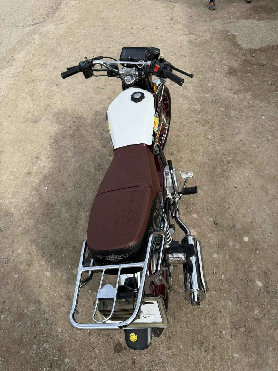 لبيع سيفان ٢٤     /***********
