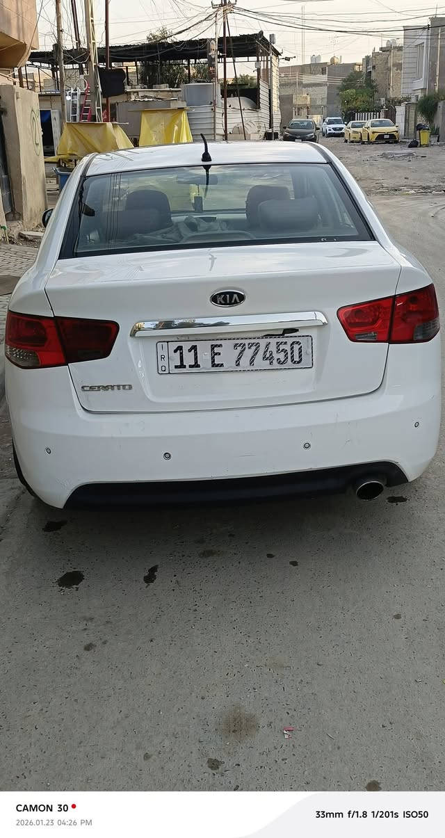 يالله  اخوان مكلف بل نشر
‏
‏سيراتو لبيع 2012. 
‏سياره فول ومكفول  ماعده الموضح بل سونار 
‏بارد وتكحيل 
‏ملاحضة .البنيد فقط مفتوح وليس مبدل لان شادين محرك جديد 
‏
‏VIP مواصفات 
‏1. بصمه ابواب + بصمه تشغيل+ فتحة سقف + اشير مري
‏2. محرك 1600 دكشن عالي 
‏3. حساسات خلفيه
‏4. تبريد+. تدفئة كشنات + هيترات ستيرن 
‏5.. هيترات خلفيه+ اماميه 
‏6. ويل كب عدد 5
‏7. كير رياضي 6 نمر طياره
‏8. بلوتوث+ اوكس
‏9.شفتات كير بل ستيرن 
‏10. فول تحكم ستيرن+ حاكيه 
‏11. بغداد هزه وسنويه جديده 
‏
‏سعر 112
‏مكان بغداد حي الحسين 
‏الرقم ‪***********‬  . ويوجد وات ساب بل رقم 
‏
‏ 
‏
‏
