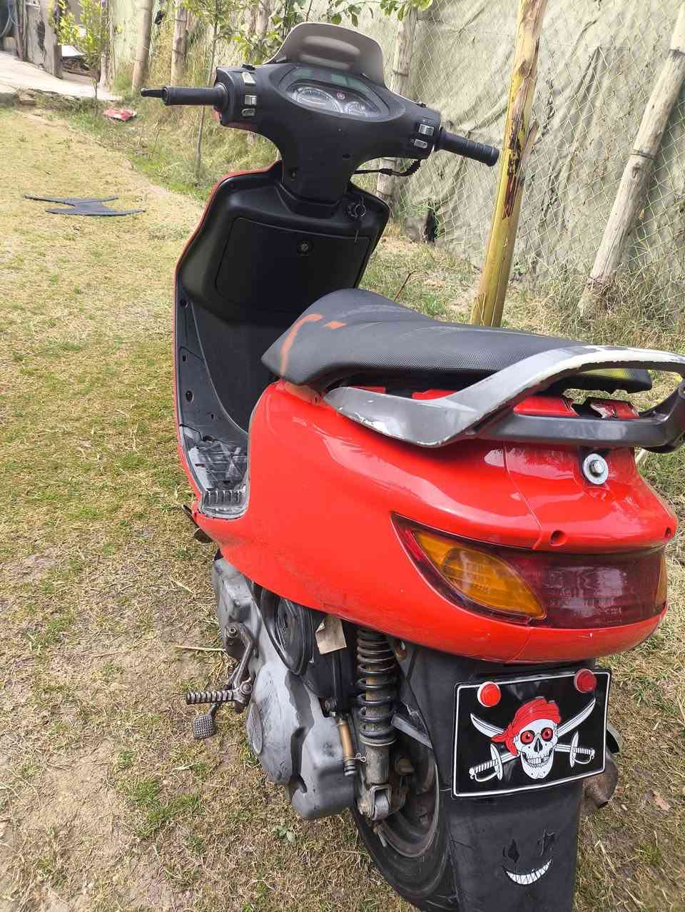 السلام عليكم  للبيع فراشة حاوية شرط كلهة شغالة شلعة ومعدل خيرر من الله 
.. 
. 
مكاني بابل كفل 
. 
. متواجد فيس و ***********
