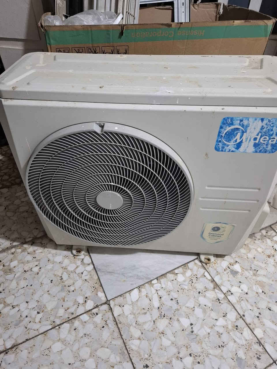 سبلت طن ونص ميديا الوجبة الاولى مستخدم شغال 100% ميحتاج لا غاز ولا تصليح ولا مصلح اصلا. بس اغسل وشد كامل بدون نقص سعره 400 الف مكاني بغداد المشتل حي المعلمين واتساب *********** بغداد, العراق
