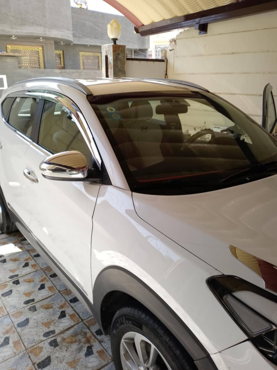 توسان موديل ٢٠١٨
وارد أمريكي
محرك ٢٠٠٠جي دي اي
كش كهربائي جلد
شاشة اصليه حساس
السعر ١٥٢
***********
