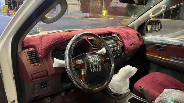 تويوتا هايلكس 2013 فول مواصفات 
سيدنهرو فول مواصفات 
ديكور فورميكا 
مقاعد جلد 
أربع إطارات جديدة 
الغير والمكينة بحالة ممتازة ولم تُفتح 
لا يوجد أي عطل 
تحتوي على ضوء سفلي وكرت باج

السعر: اطلبه في التعليقات وسيصلك مباشرة 📩

السنة جديدة لغاية 2029 
سيارة بيت ولا تحتاج أي مصروف 
250، لا يوجد عليها أي مصاريف

رقم المالك: ***********
