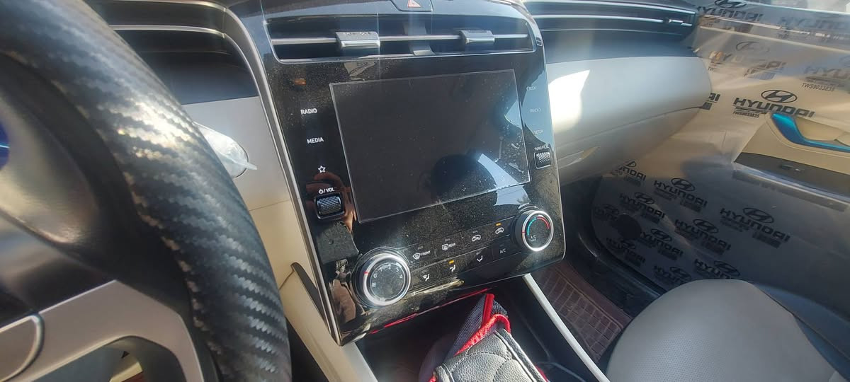 توكسان ٢٠٢٤ مكفوله بسعر ٢٢٢$
*********** النجف, العراق
