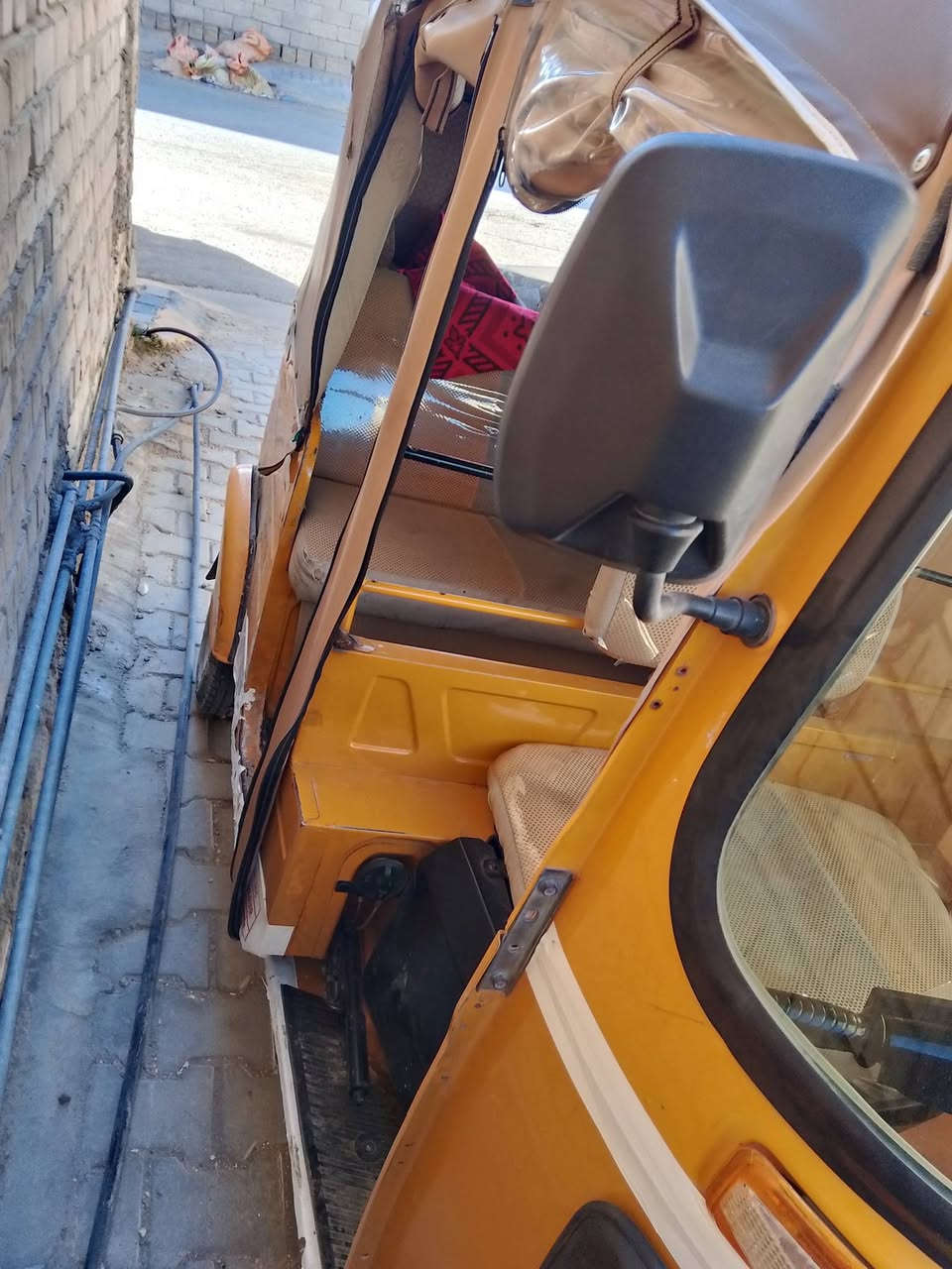 تكتك للبيع مديل 2020 محرك امجفت جديد اكسل جديد رقم انكليزي بسمي سعر 6500 تصال  ***********
