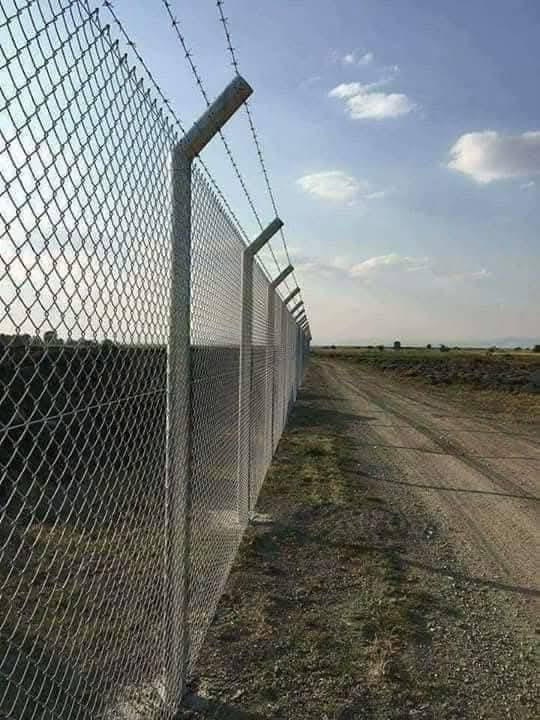 📣يعلن مكتب علي الحسيني لاسيجةB.R.C ***********
🥇عن استعدا لعمل ونصب اسيجة ال بي ار سي BRC وبمواد اصلية المنشأ 
🥇عمل ونصب الاعمدة الكهربائية 
🥇نعمل في جميع محافظات عراقنا الحبيب يوجد كادر فني متخصص بالعمل 🚛🚛
🥇اعمالنا مميزة نضمن لك الجودة في العمل والسرعة بالانجاز
موقع الشركة بابل 🥇
للطلب او الاستفسار قم بمراسلة صفحتنا من الزر اسفل هذا المنشور او على الارقام التالي 👇

***********
***********
