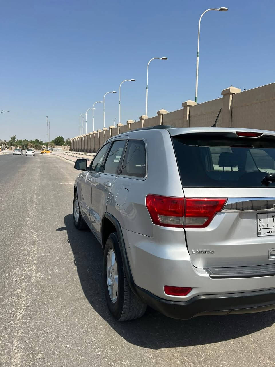 للبيع جيب لاريدو 2012  تو ويل رقم بغداد بيهه صبغ جاملغ مقابل السائق فقط بدون ايرباك
بصمة ابواب 
بصمة تشغيل 
تحكم ستيرن 
محرك 3.6  سته سلندر 
السيارة نظيفة 
السعر 155

***********
