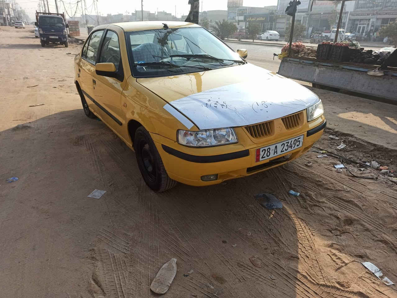 سلام عليكم   سياره سمند 2011 رقم نجف باسمي  انكليزي  تخم  تاير جديد. حداديه جديده  سياره  قبل 4ايام اداورت يعني غرامات مروريه. مع هيه مصفره بل التمام. السياره حلوه مال جناي.  

 املاحظه.  المكينه بيهه خيط بخار  المكان. النجف السعر 35 مع المجال. رقم الهاتف. ***********
