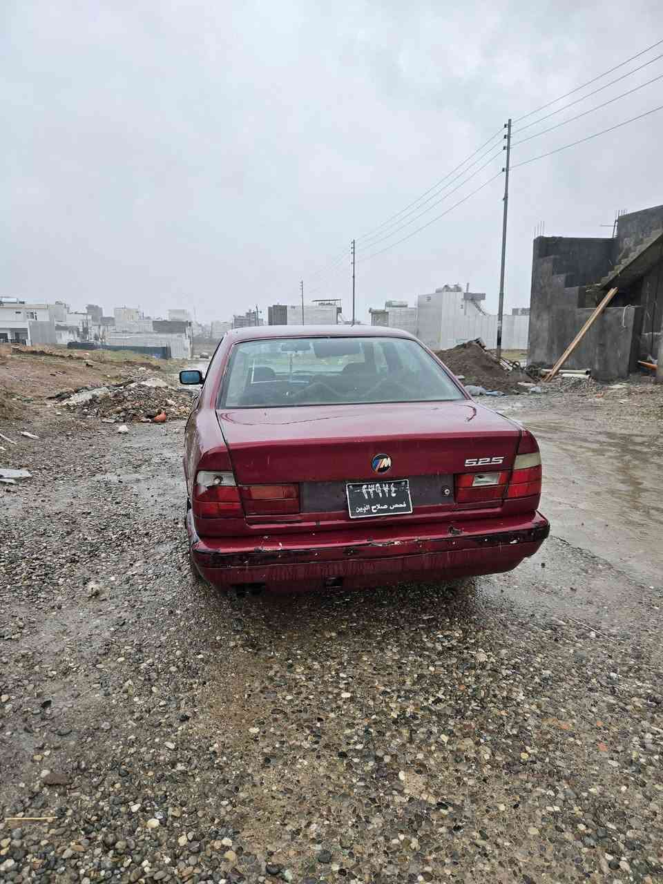 سڵاو هاوریان ئەم سەیارەیەم  برادەری بەڕیز وتبووی ئەمەویت ڕیزم بووی هەیە دووبارە بوو فرووشتن 525ی گێڕ عادیە سەنەوی جنووبە  سلایتو جام کارەبا مەکینەی سەوتی شەفتی تیایە***********بای 15گەڵایە
