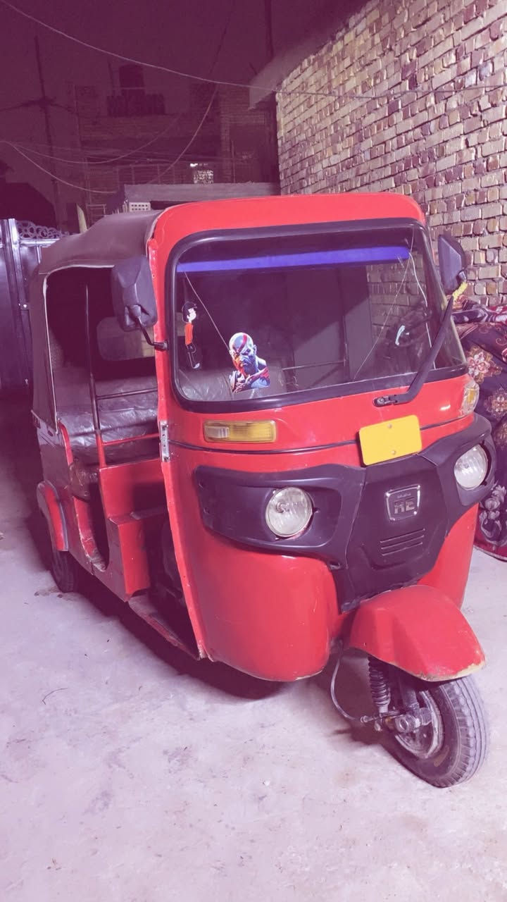 بسم الله الرحمن الرحيم تكتك موديل 2017تكتك بوجهك لشغل لمكينه مال ٢٠ بيها. تكتك خير من الله لا تبخير ولا تنقيص. ولا صوت بل مكينه خير من الله ترايك وين ميعجبك بس تكتك يرادلها تعمير بصيط او ميحتاج أصلا. سعر 3ملاين 500 ونص وبيها مجال وبل خدمه لعنوان بغداد لعبيدي رقمي ***********تصل وخدمتكم اعتذر ع لاطاله
