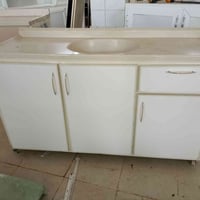 خزانة بابين • ١٥٠سم • بلا عيب